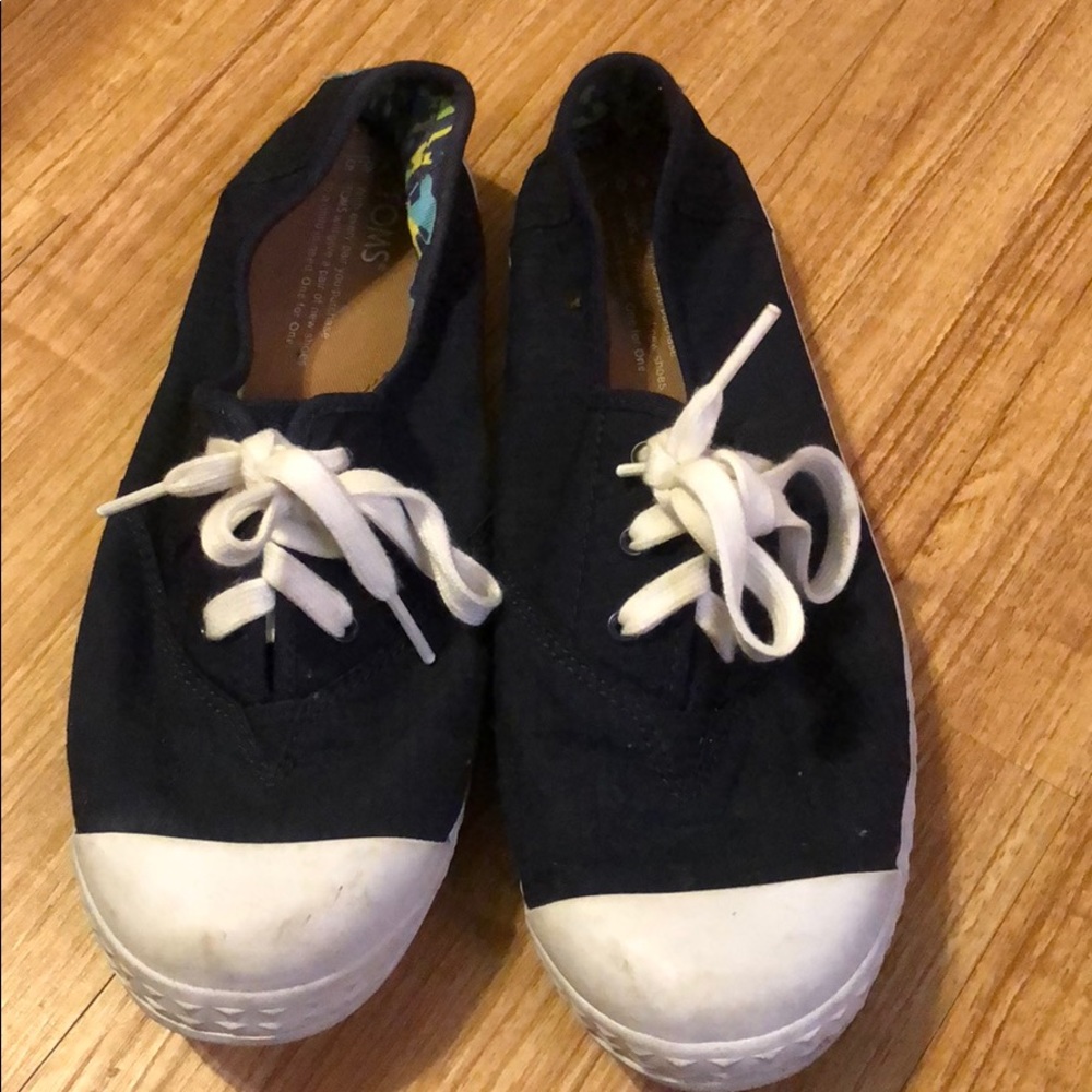 Toms Youth Shoes